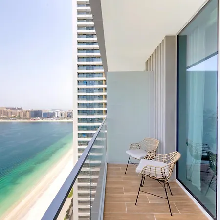 2Br Beachfront Gem With Dazzling Views Of The Palm Дубай Экстерьер фото
