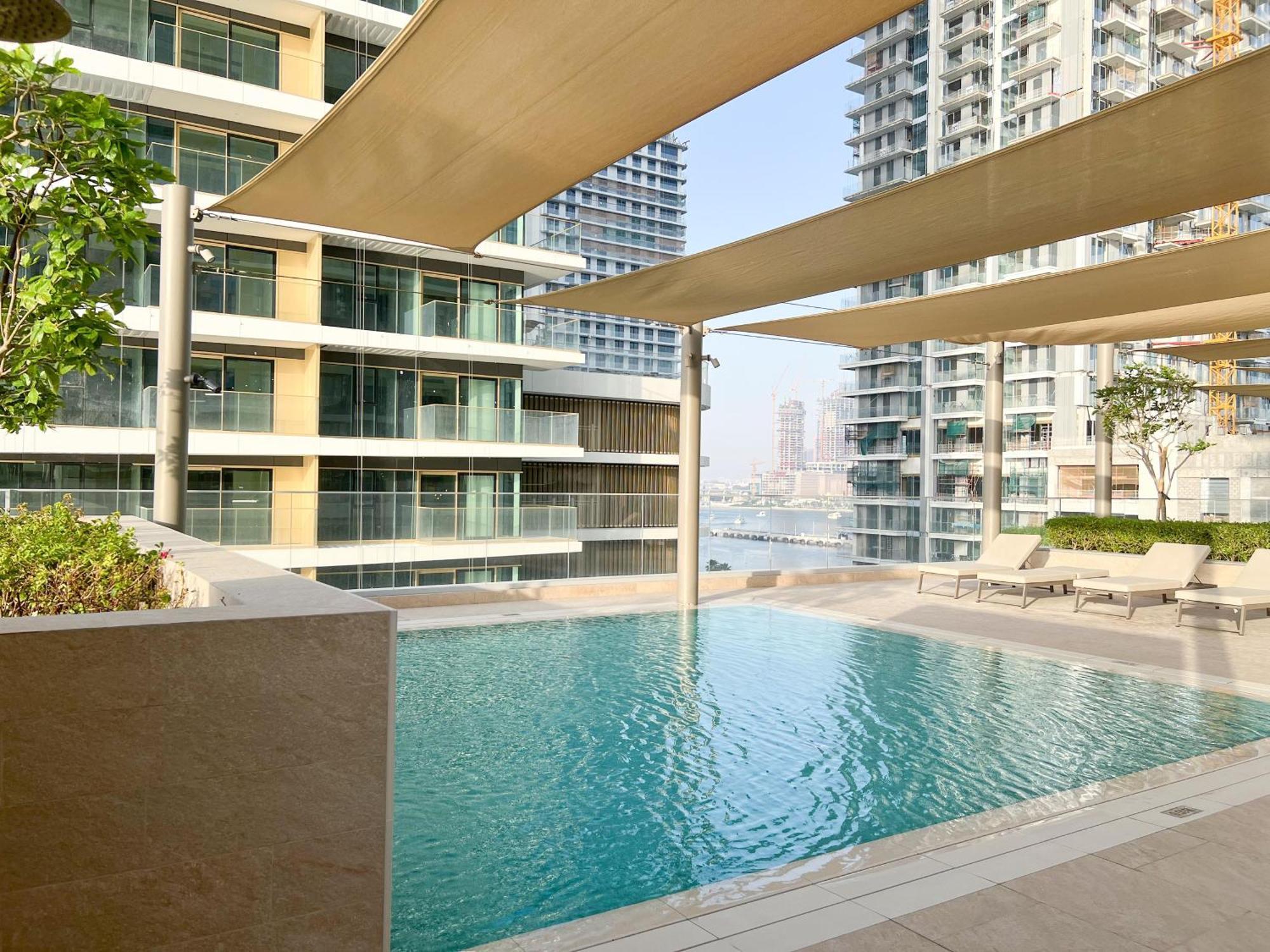 2br Beachfront Gem With Dazzling Views Of The Palm * Dubai