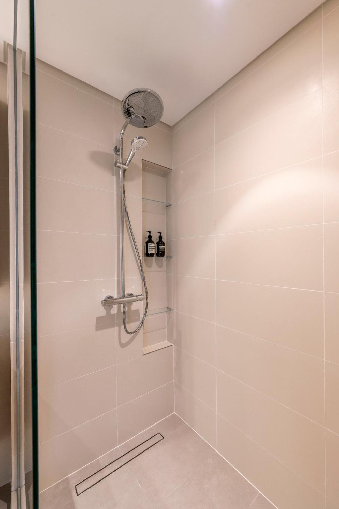 Апартаменты 2br Beachfront Gem With Dazzling Views Of The Palm