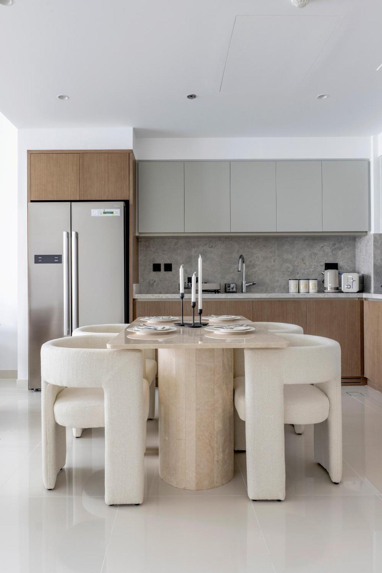 2br Beachfront Gem With Dazzling Views Of The Palm * Dubai
