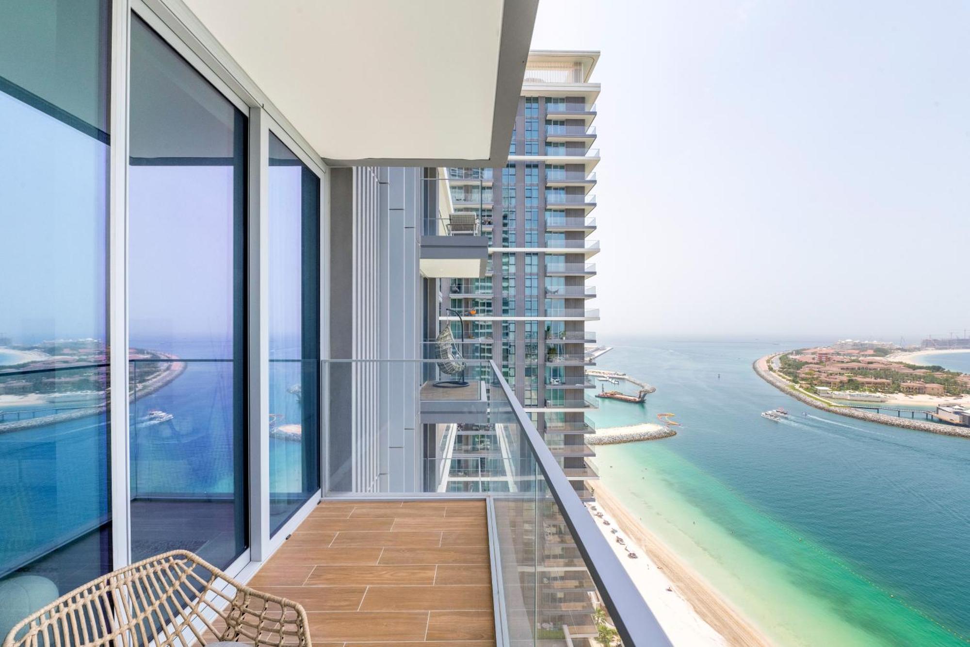 2br Beachfront Gem With Dazzling Views Of The Palm * Dubai